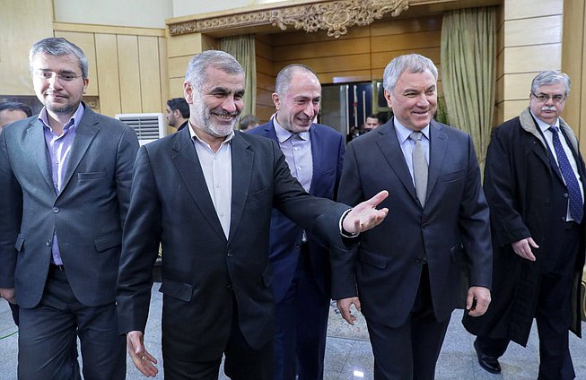 Председатель Государственной Думы Вячеслав Володин и Первый заместитель Председателя Исламского Совета Ирана Али Никзад