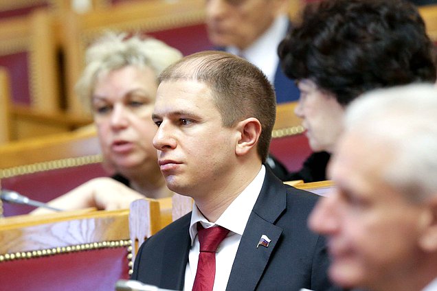 Заместитель Председателя Комитета по контролю и Регламенту Михаил Романов