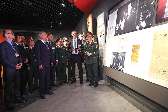 Chairman of the State Duma Vyacheslav Volodin at the Vietnam Military History Museum