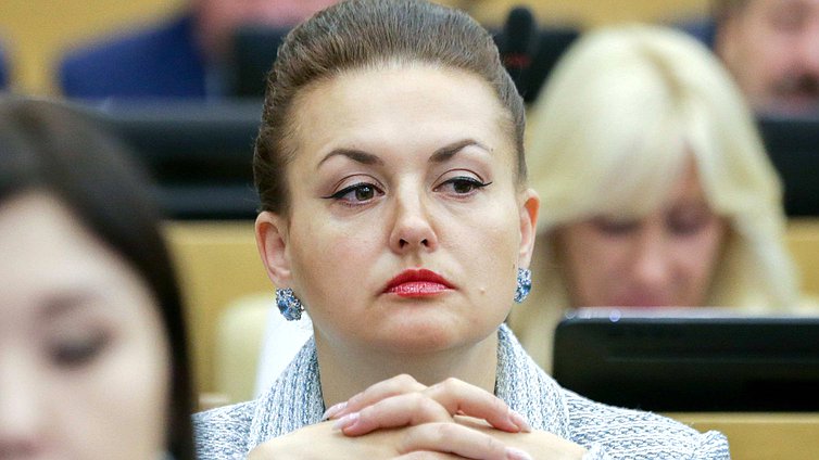 Заместитель Председателя Комитета по экологии и охране окружающей среды Елена Серова