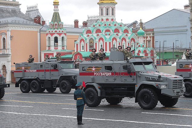 Парад росгвардия