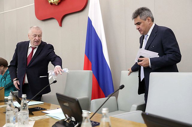 Руководитель фракции ЛДПР Владимир Жириновский и руководитель фракции «Новые Люди» Алексей Нечаев