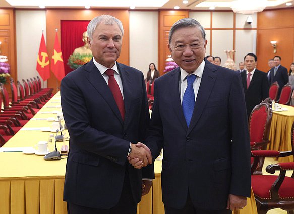Chairman of the State Duma Vyacheslav Volodin and General Secretary of the Communist Party of Vietnam Central Committee Tô Lâm