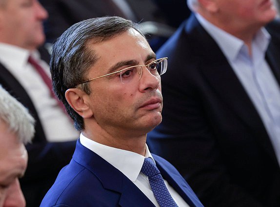 Председатель Комитета по промышленности и торговле Владимир Гутенев