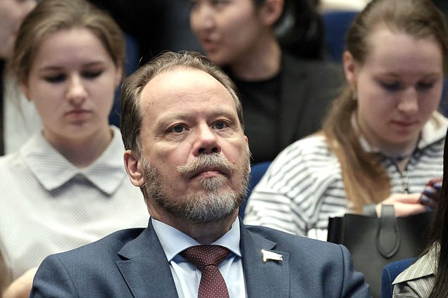 Первый заместитель Председателя Комитета Государственной Думы по культуре Александр Шолохов