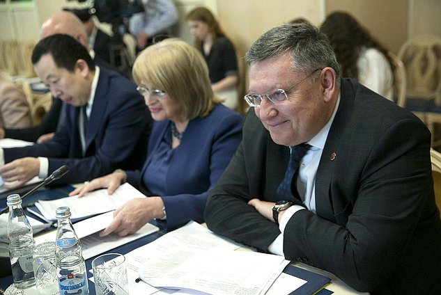 Статс-секретарь — заместитель Министра внутренних дел Российской Игорь Зубов