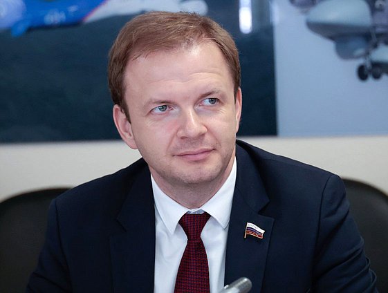 Заместитель Председателя Комитета по экономической политике Алексей Говырин