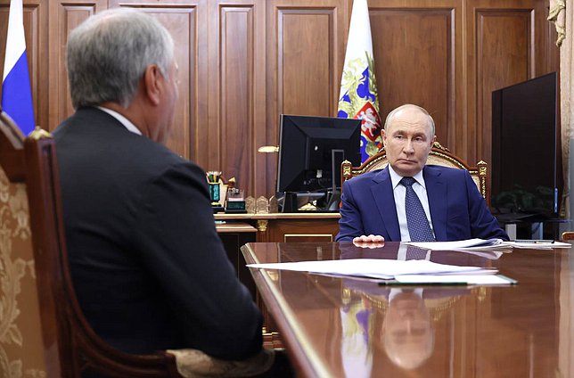 Встреча Президента РФ Владимира Путина с Председателем Государственной Думы Вячеславом Володиным. Фото: kremlin.ru