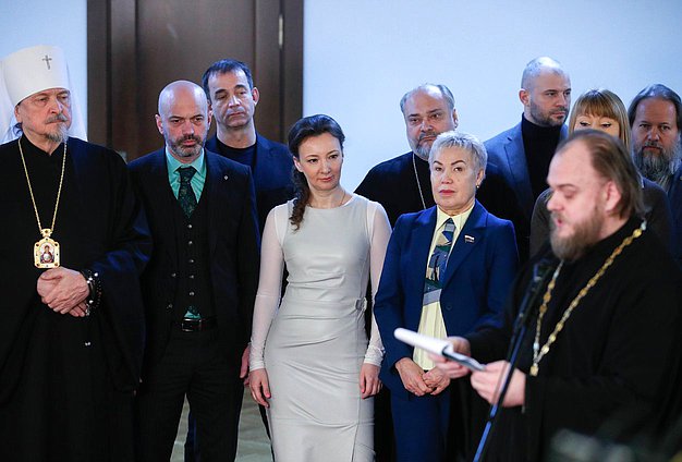 Первый заместитель Министра спорта РФ Азат Кадыров, заместитель Председателя Государственной Думы Анна Кузнецова и член Комитета по физической культуре и спорту Рима Баталова