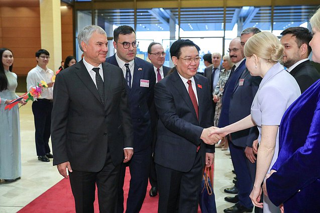 Chairman of the State Duma Vyacheslav Volodin and Chairman of the National Assembly of the Socialist Republic of Vietnam Vương Đình Huệ