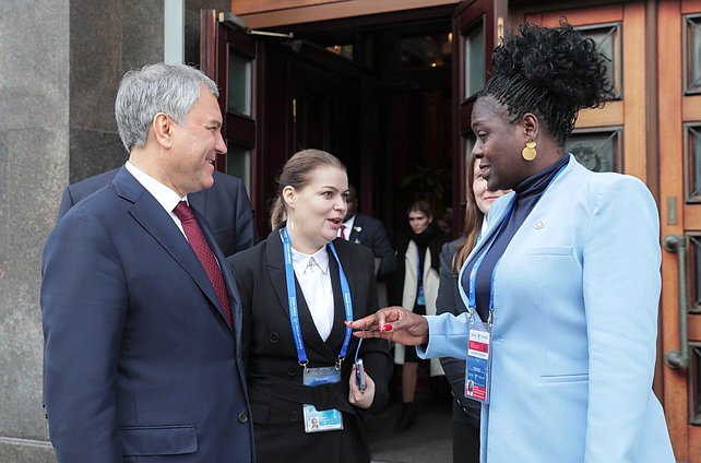 Chairman of the State Duma Vyacheslav Volodin and Speaker of the National Assembly of the Democratic Republic of São Tomé and Príncipe Celmira de Almeida do Sacramento dos Santos Lourenço