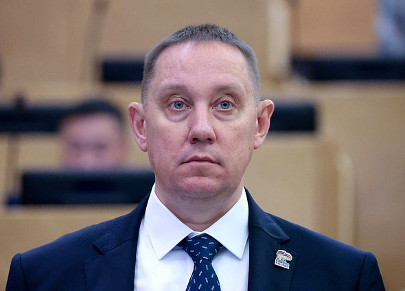 Член фракции "Единая Россия" Сергей Гладков