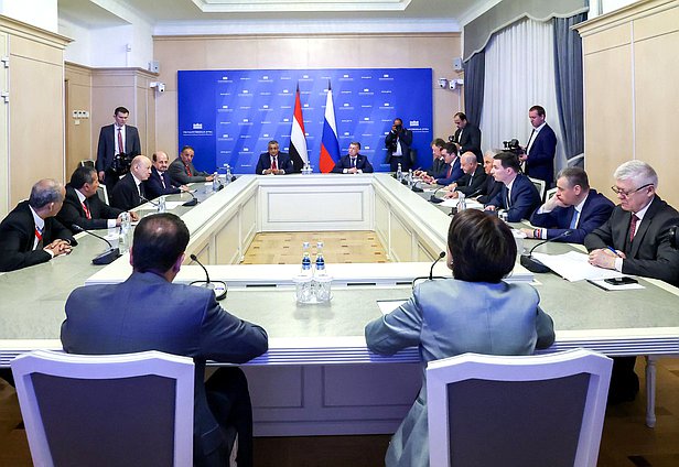 Встреча Председателя Государственной Думы Вячеслава Володина с Председателем Руководящего Президентского Совета Йеменской Республики Рашадом Мохаммедом Аль-Алими