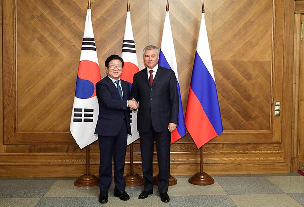 Chairman of the State Duma Viacheslav Volodin and Speaker of the National Assembly of the Republic of Korea Park Byeong-seug