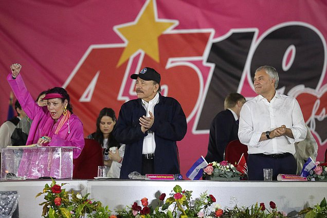 La Vicepresidenta de la República de Nicaragua Rosario Murillo Zambrana, el Presidente de la República de Nicaragua Daniel Ortega Saavedra y el Jefe de la Duma Estatal Vyacheslav Volodin