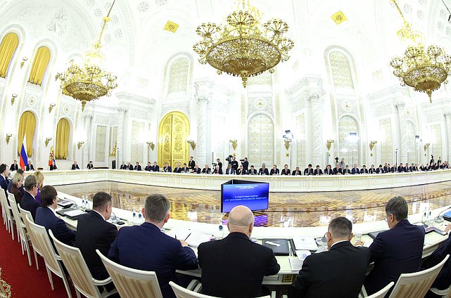 Заседание Государственного Совета РФ на тему "О подготовке кадров для экономики РФ"