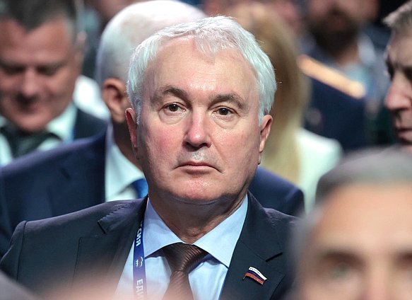 Председатель Комитета по обороне Андрей Картаполов