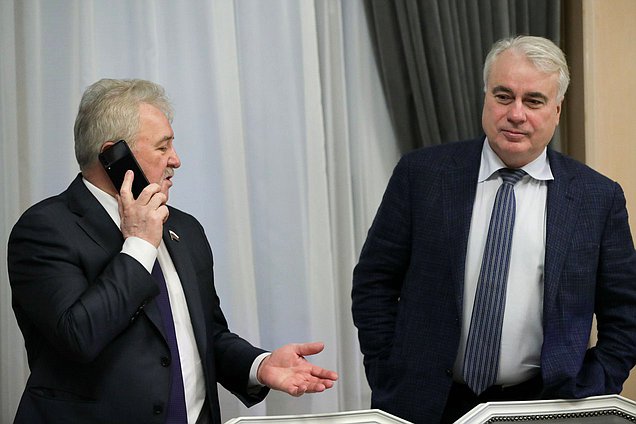 Chairman of the Committee on Transport and Development of Transport Infrastructure Evgeny Moskvichev and Chairman of the Committee on Energy Pavel Zavalny