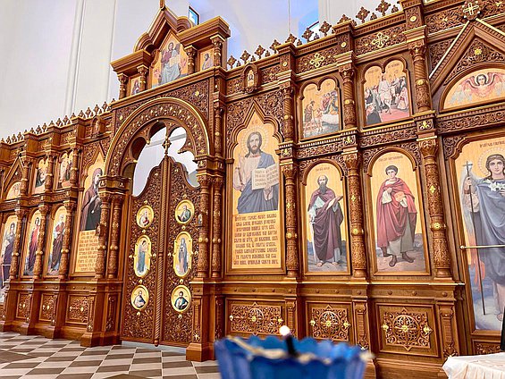 Храм Тихвинской иконы Божией Матери в Высоком