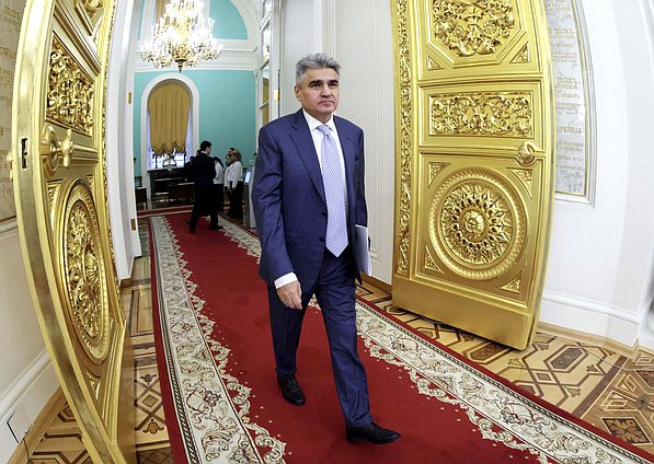 Руководитель фракции "Новые люди" Алексей Нечаев