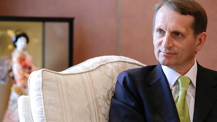 Рабочий визит в Японию. Встреча с заместителем председателя Либерально-демократической партии Японии, председателем Парламентской ассоциации японо-российской дружбы М.Комурой.
