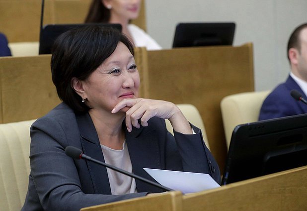 Депутат от фракции «Новые люди» Сардана Авксентьева