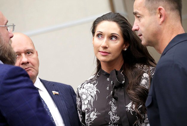 Член Комитета по международным делам Роза Чемерис