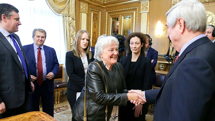 Вице-президент, Председатель Генеральной Ассамблеи и Сената Восточной Республики Уругвай Лусия Тополански
