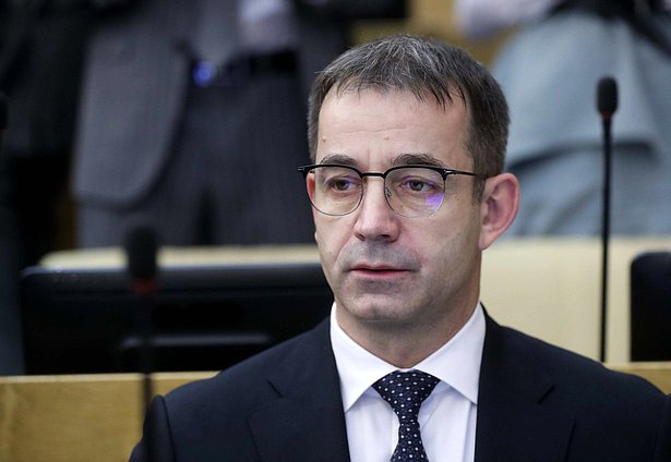 Депутат от фракции «Новые люди» Дмитрий Певцов