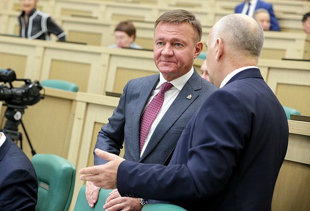 Губернатор Курской области Роман Старовойт