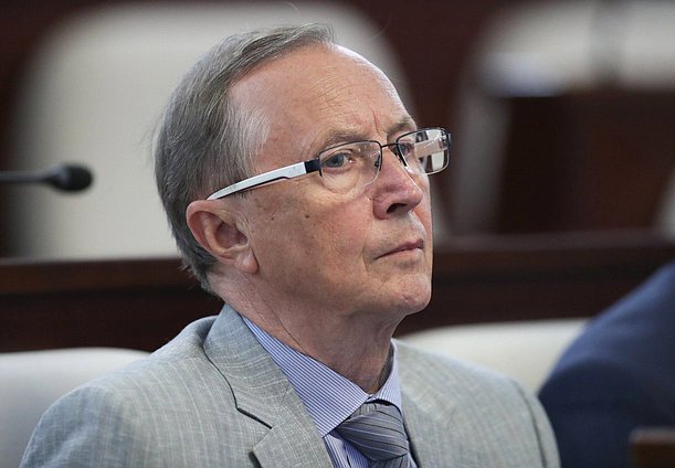 Первый заместитель Председателя Комитета по развитию гражданского общества, вопросам общественных и религиозных объединений Николай Бурляев