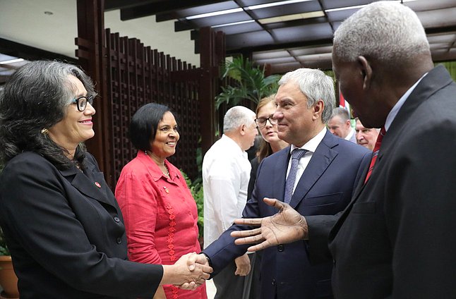 Chairman of the State Duma Vyacheslav Volodin and President of the National Assembly of People's Power and the Council of State of the Republic of Cuba Esteban Lazo Hernández