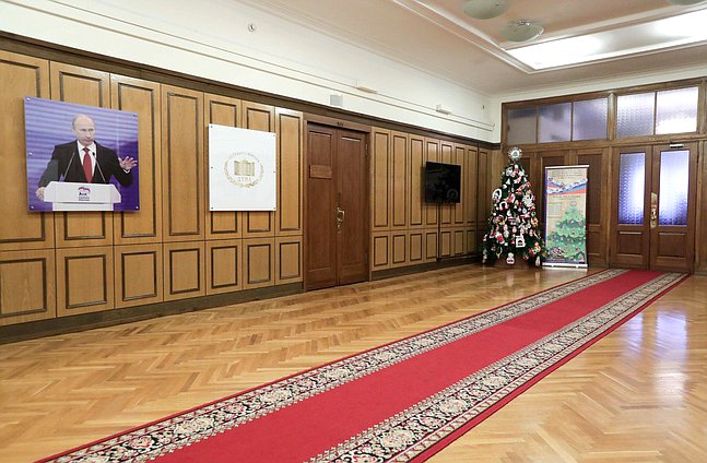 Фестиваль новогодних игрушек в Государственной Думе