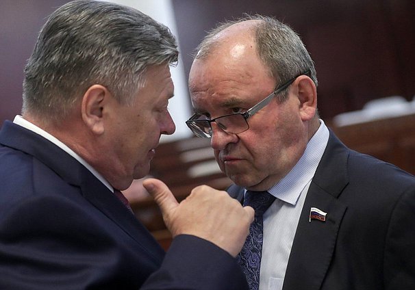 Член Комитета по бюджету и налогам Виктор Селиверстов