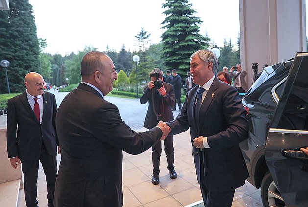 Председатель Государственной Думы Вячеслав Володин и Министр иностранных дел Турецкой Республики Мевлют Чавушоглу