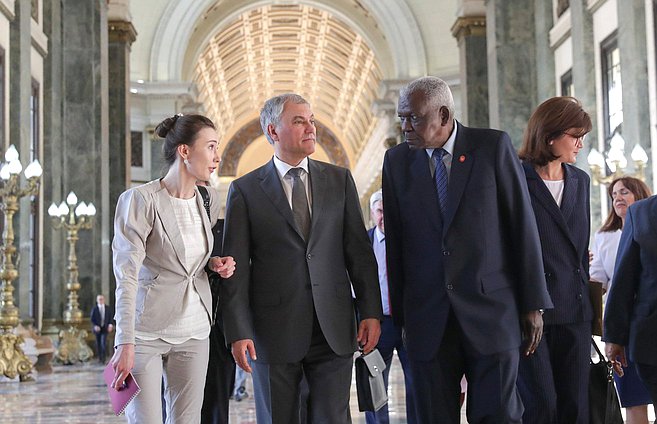 Chairman of the State Duma Vyacheslav Volodin and President of the National Assembly of People's Power and the Council of State of Cuba Esteban Lazo Hernández