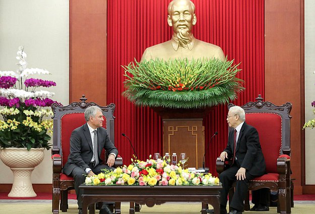 Chairman of the State Duma Vyacheslav Volodin and General Secretary of the Communist Party of Vietnam Nguyễn Phú Trọng