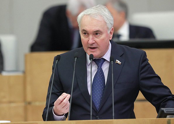 Председатель Комитета по обороне Андрей Картаполов