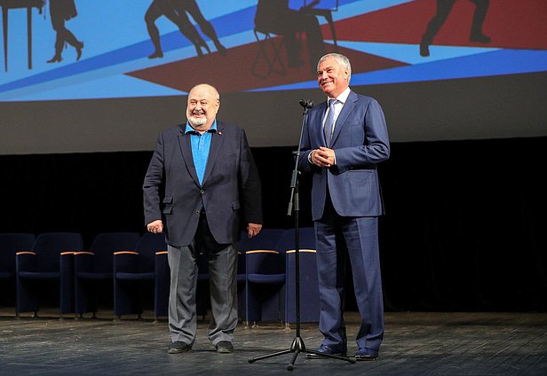 Председатель Государственной Думы Вячеслав Володин и ректор ВГИК им. С.А. Герасимова Владимир Малышев