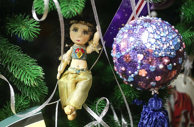 Фестиваль новогодних игрушек в Государственной Думе