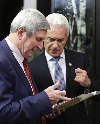 Встреча Председателя Государственной Думы
Федерального Собрания Российской Федерации С.Е.Нарышкина
с председателем болгарской партии «АТАКА» В.Сидеровым.
