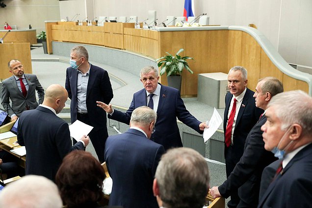 Депутат от фракции КПРФ Николай Коломейцев