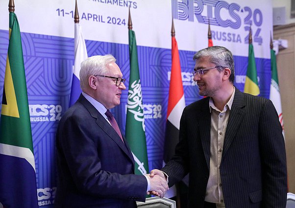 Deputy Minister of Foreign Affairs of the Russian Federation Sergey Ryabkov (left)