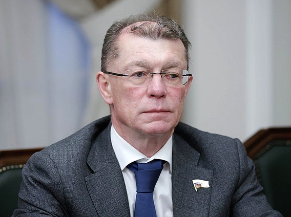 Chairman of the Committee on Economic Policy Maxim Topilin