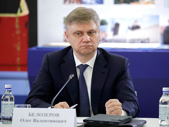 Генеральный директор — председатель правления ОАО «Российские железные дороги» Олег Белозеров