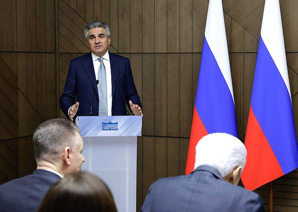 Руководитель фракции "Новые люди" Алексей Нечаев