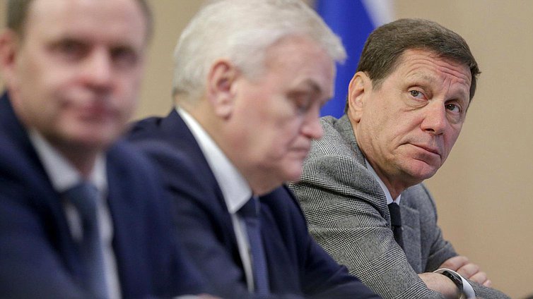 Совещание у Председателя Государственной Думы 
Федерального Собрания Российской Федерации С.Е.Нарышкина 
по вопросам работы с обращениями граждан
в режиме видеоконференцсвязи.
