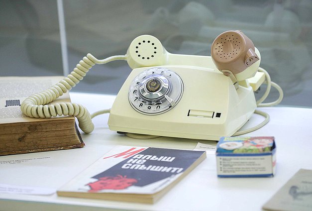 Открытие выставки, приуроченной к Международному дню инвалида