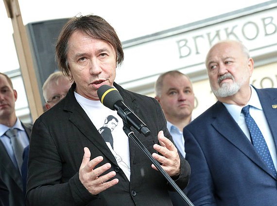 Президент гильдии продюсеров Ренат Давлетьяров