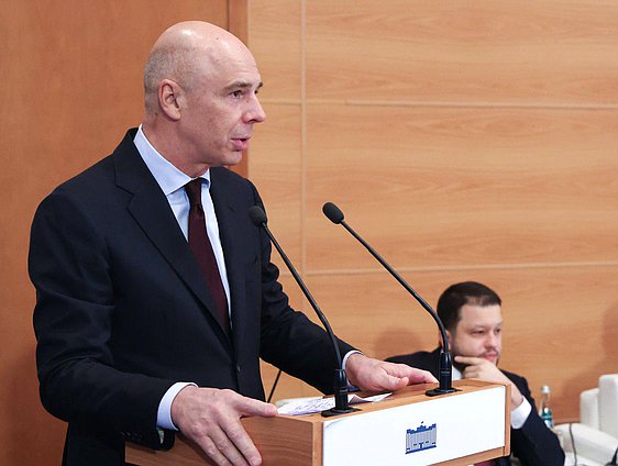 Кандидат на должность заместителя Председателя Правительства РФ – Министра финансов РФ Антон Силуанов